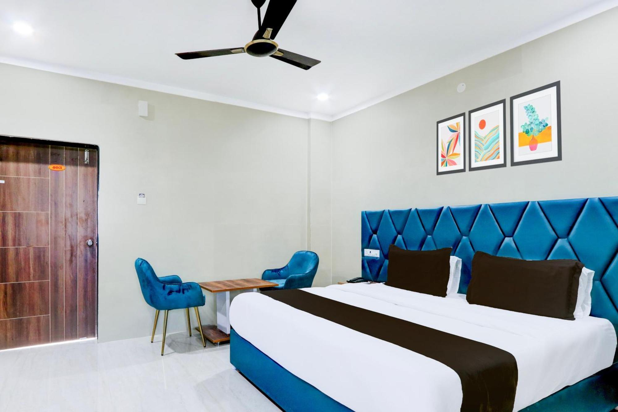Hotel O Pr Grand Khammam Exterior foto